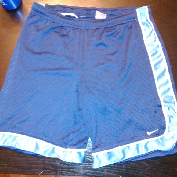 Athletic shorts - Picture 1 of 1